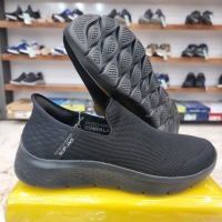 کفش مردانه اسکچرز هندزفری مدل  SLIP-INS GO WALK 216491-BBK